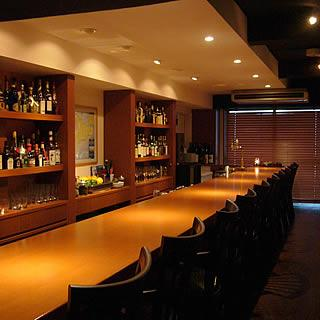 吉祥寺の喧騒を離れて。大人のための隠れ家「BAR AOTETSU」で過ごす静かな夜